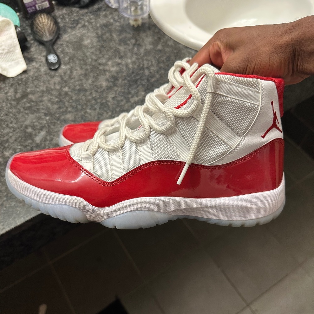 Jordan 11 “Cherry”